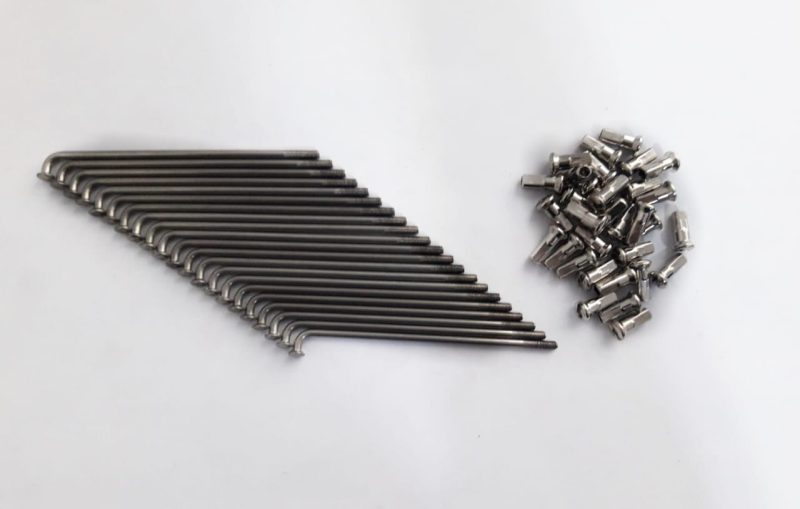 Jogo De 36 Raios Inox 78 Mm 2,5 Mm C/ Niples Para Bicicleta