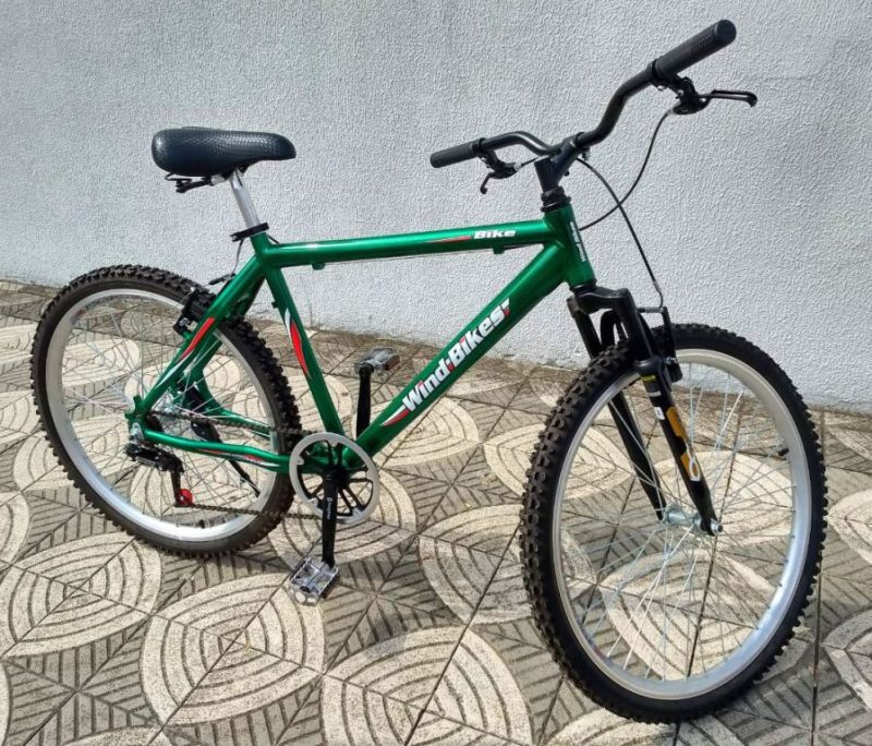Bicicleta Básica De Alumínio Verde Aro 26 Com Freio V-brake