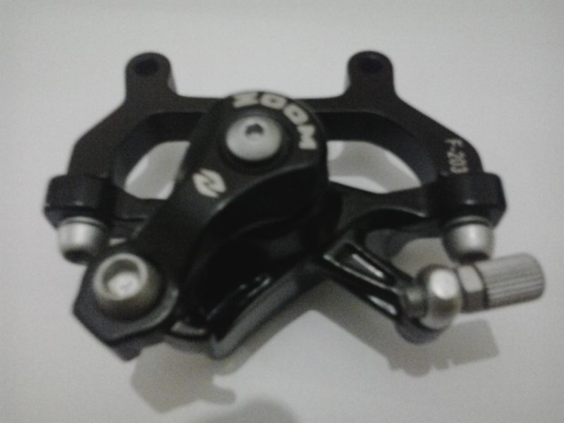 Conjunto Pinça Dianteira Marca Zoom + Disco De Freio 203mm