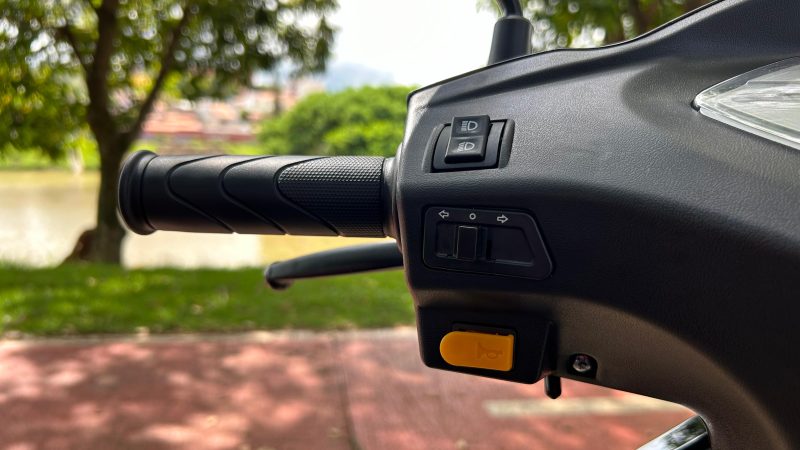 Triciclo Elétrico Modelo Eko10 1000W 60V Prata - Image 3