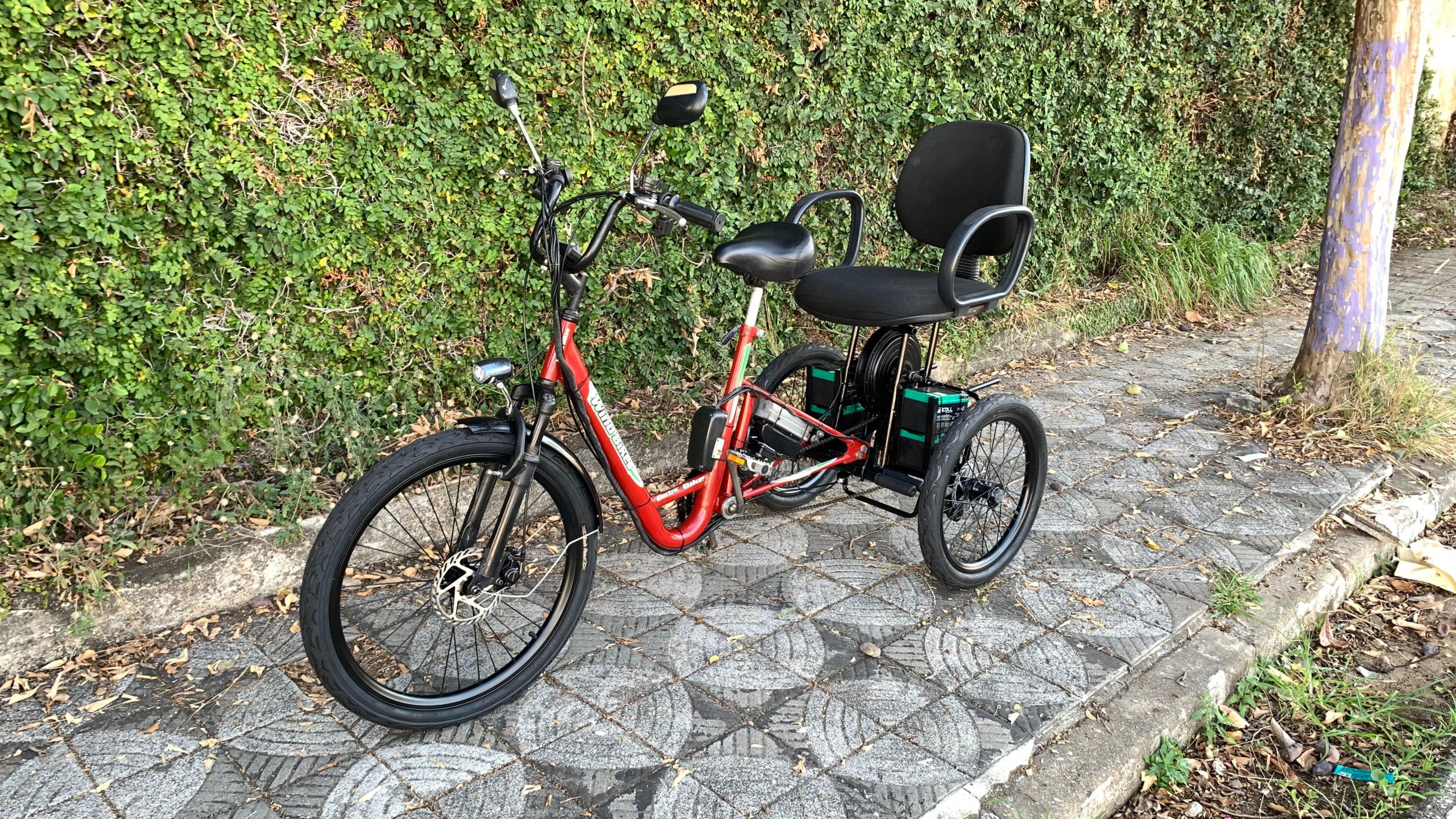 Triciclo Elétrico Duplo 1000W 48V 15Ah Seminovo - Imagem 5