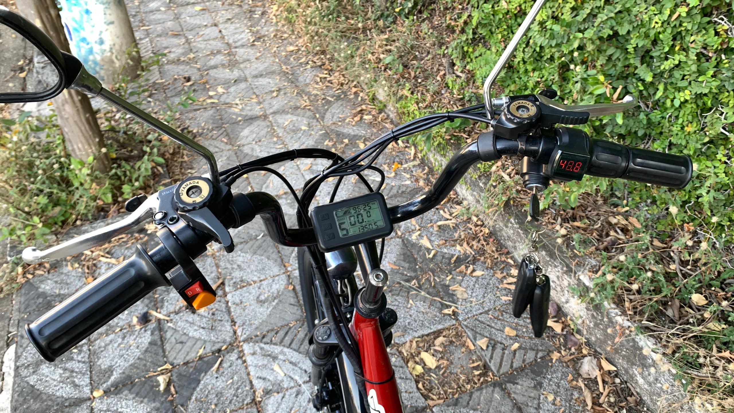 Triciclo Elétrico Duplo 1000W 48V 15Ah Seminovo - Imagem 2