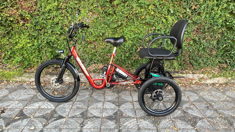 Triciclo Elétrico Duplo 1000W 48V 15Ah Seminovo