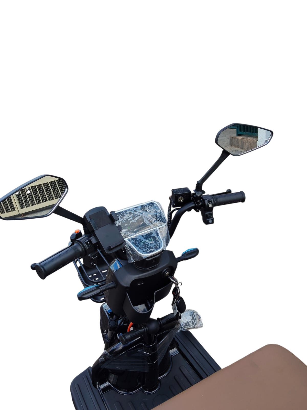 Triciclo Elétrico Fenix 1000W 48V C Bateria De Lithium Preto - Imagem 7
